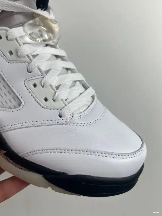 Bmlin Shoes BLACK' DD0587-110 JORDAN 'WHITE AIR RETRO 5 0610